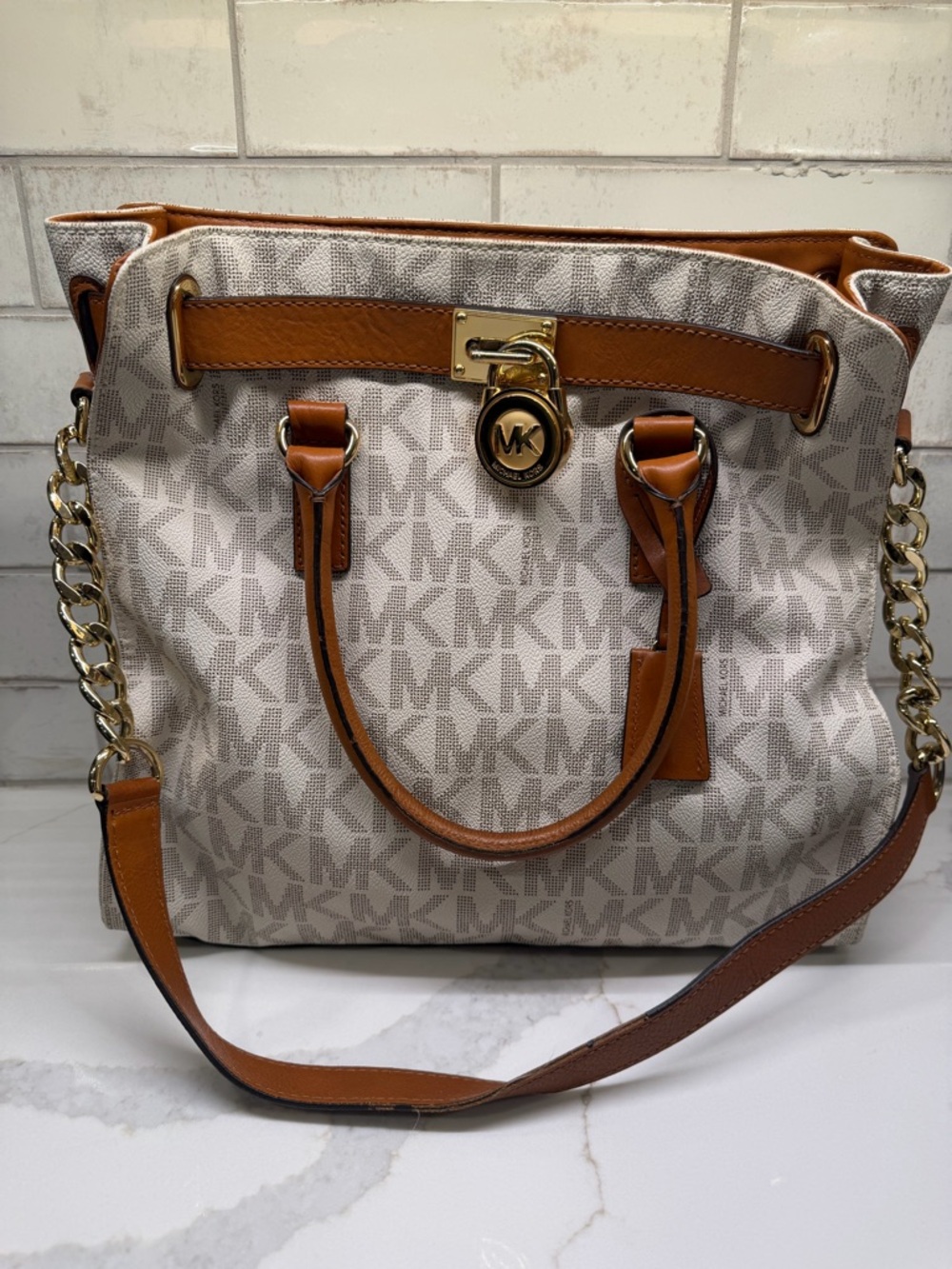 Michael Kors Beige & Tan Logo Tote Bag - Hamilton Large